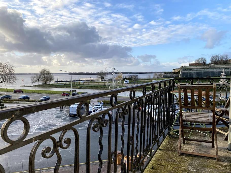 Apartament - Le Saugeron - Blaye Zewnętrze zdjęcie